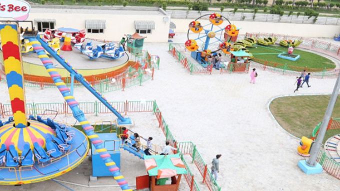 FFunmax Water Park in Faridabad 